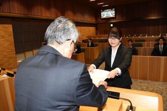 写真:入庁式の様子2