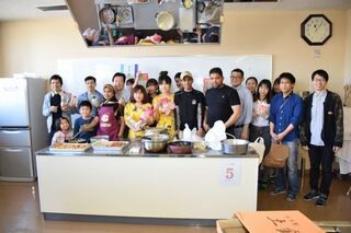 写真:創作ハラールとベトナムフォー4