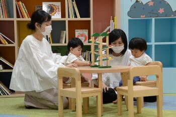 写真:広場の様子2