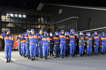 年末夜警開始式 団員の皆さん