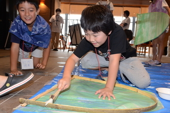 写真:あんどん作り