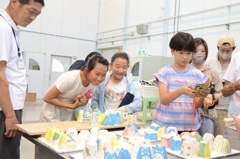 写真:窯出し写真