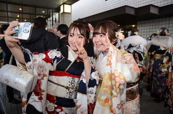 写真:20歳を祝う会
