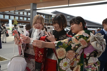 写真:20歳を祝う会