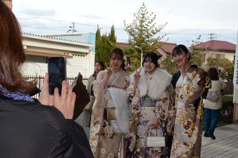 写真:20歳を祝う会