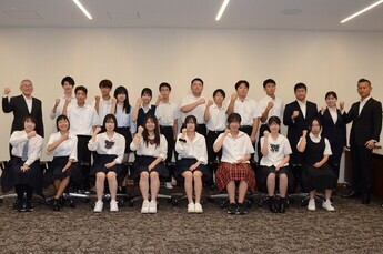 写真:全国大会激励会