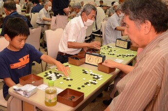 写真:市民ふれあい囲碁大会